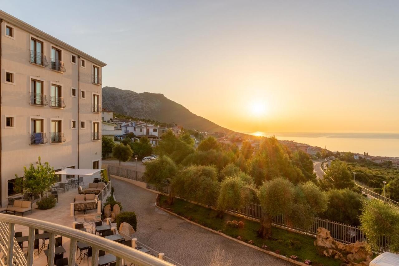 Hotel Brancamaria con Minicrociera nel Golfo Cala Gonone Exterior foto